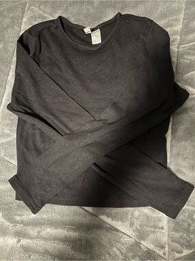 H&M Women’s Black Ribbed Crewneck Sweater